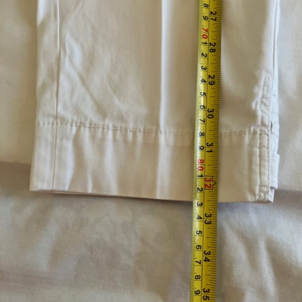 Talbots "The Perfect Skimmer" White Capri Pants Size 6 - Picture 9 of 12